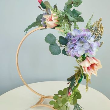 Aro base para flores en metal dorado - imagen 1