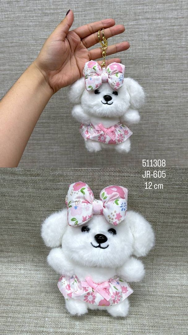 LLAVERO DE PERRITA CON MOÑO Y VESTIDO