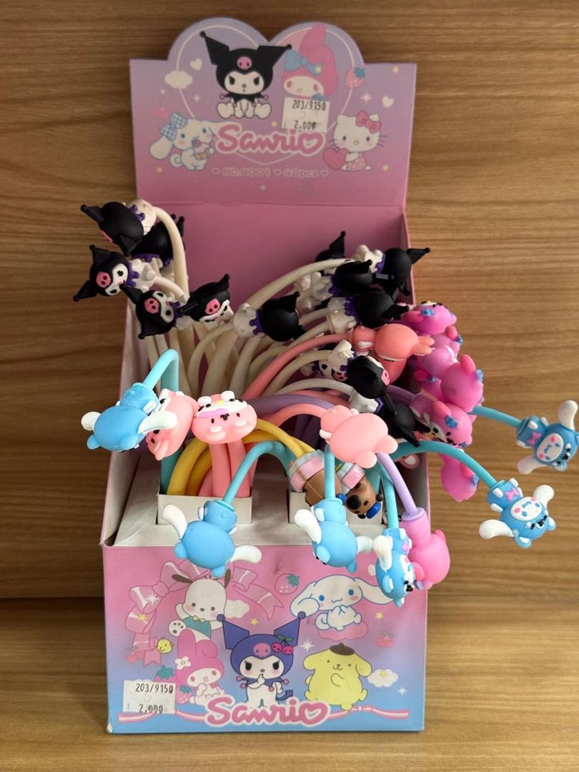 203 KUROMI Y SUS AMIGOS 