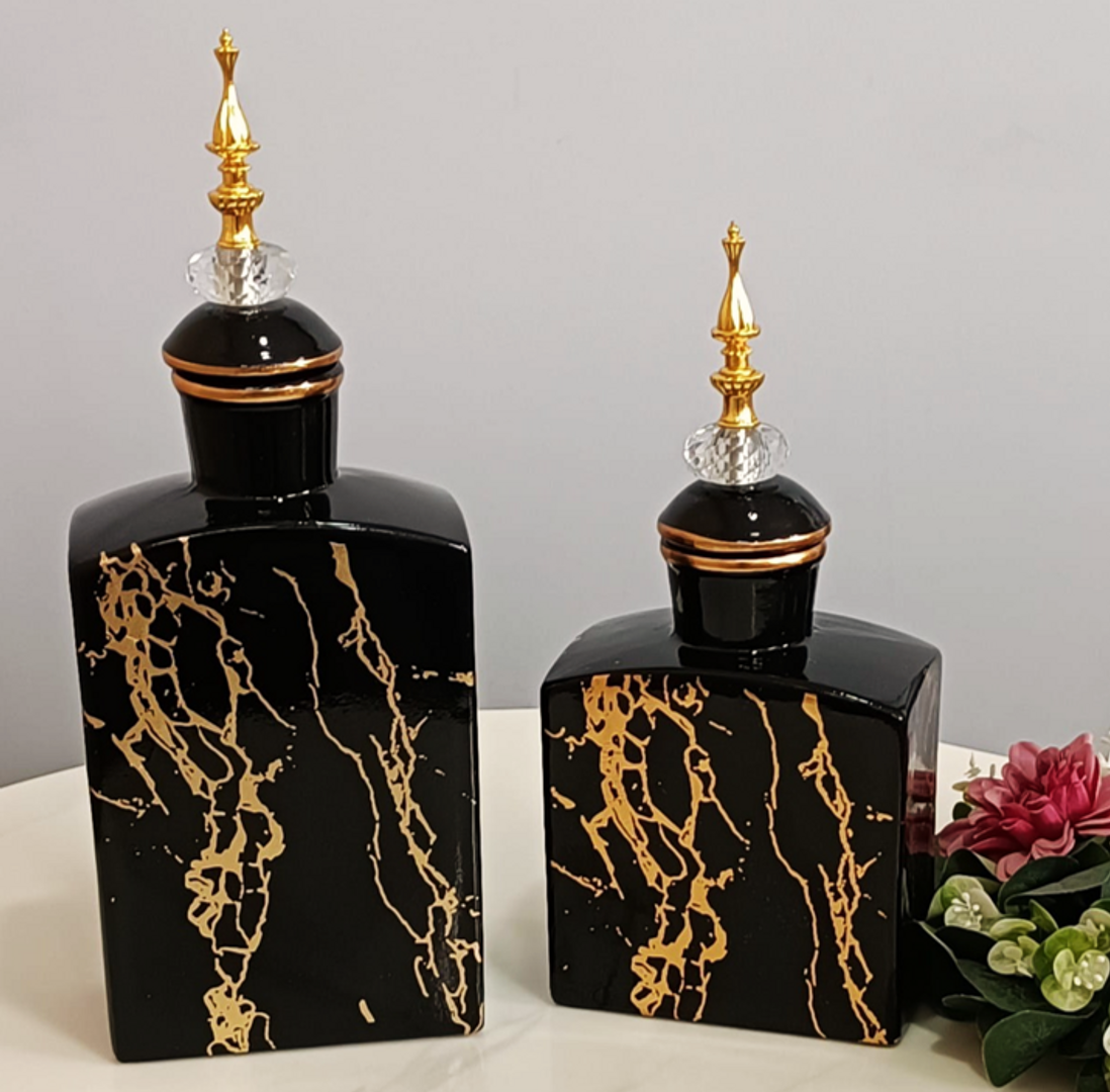 Set de Jarrones en cerámicas en dorado con negro