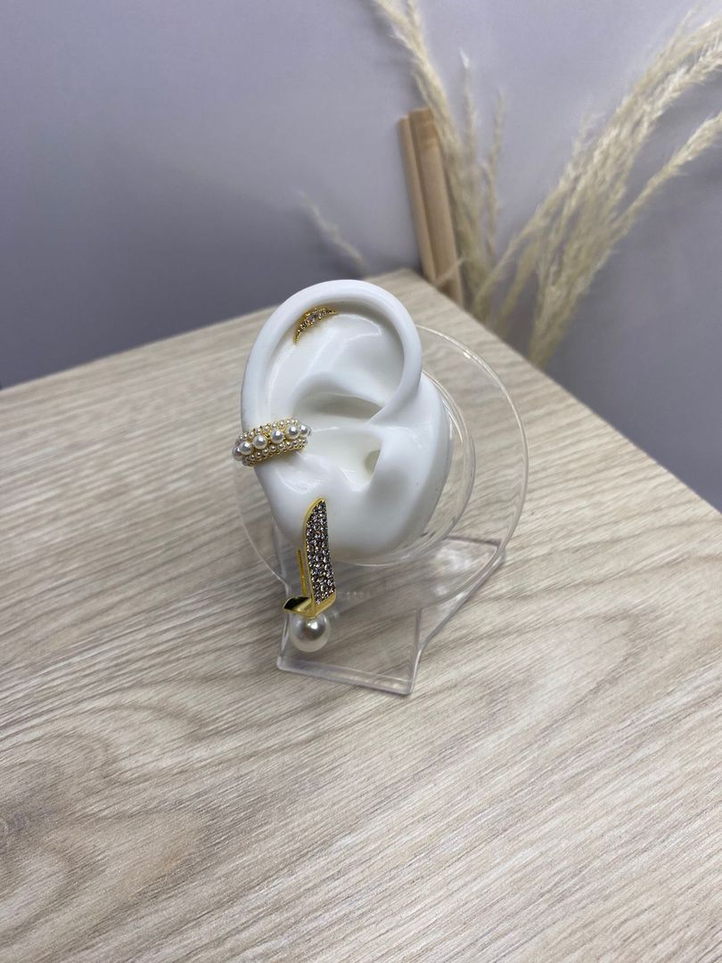 Diseño de topo, pircing y earcuff, dorado, covergold 
