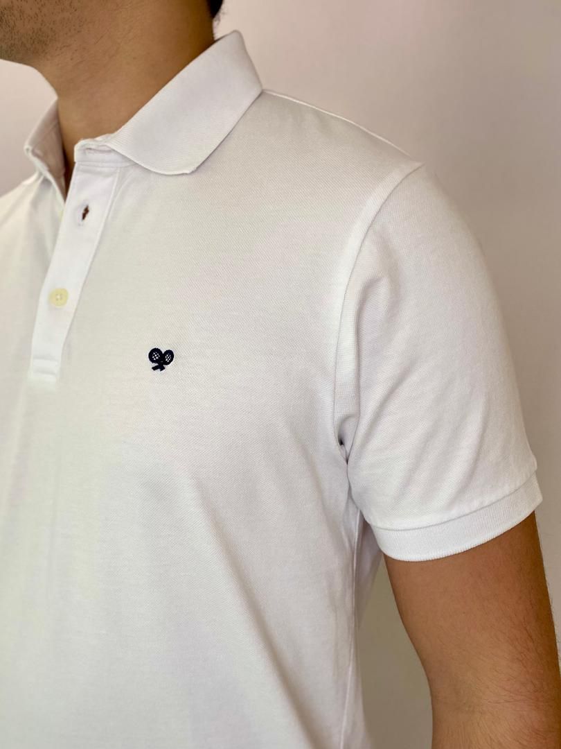 POLO TENNIS ESSENCIAL - BLANCO