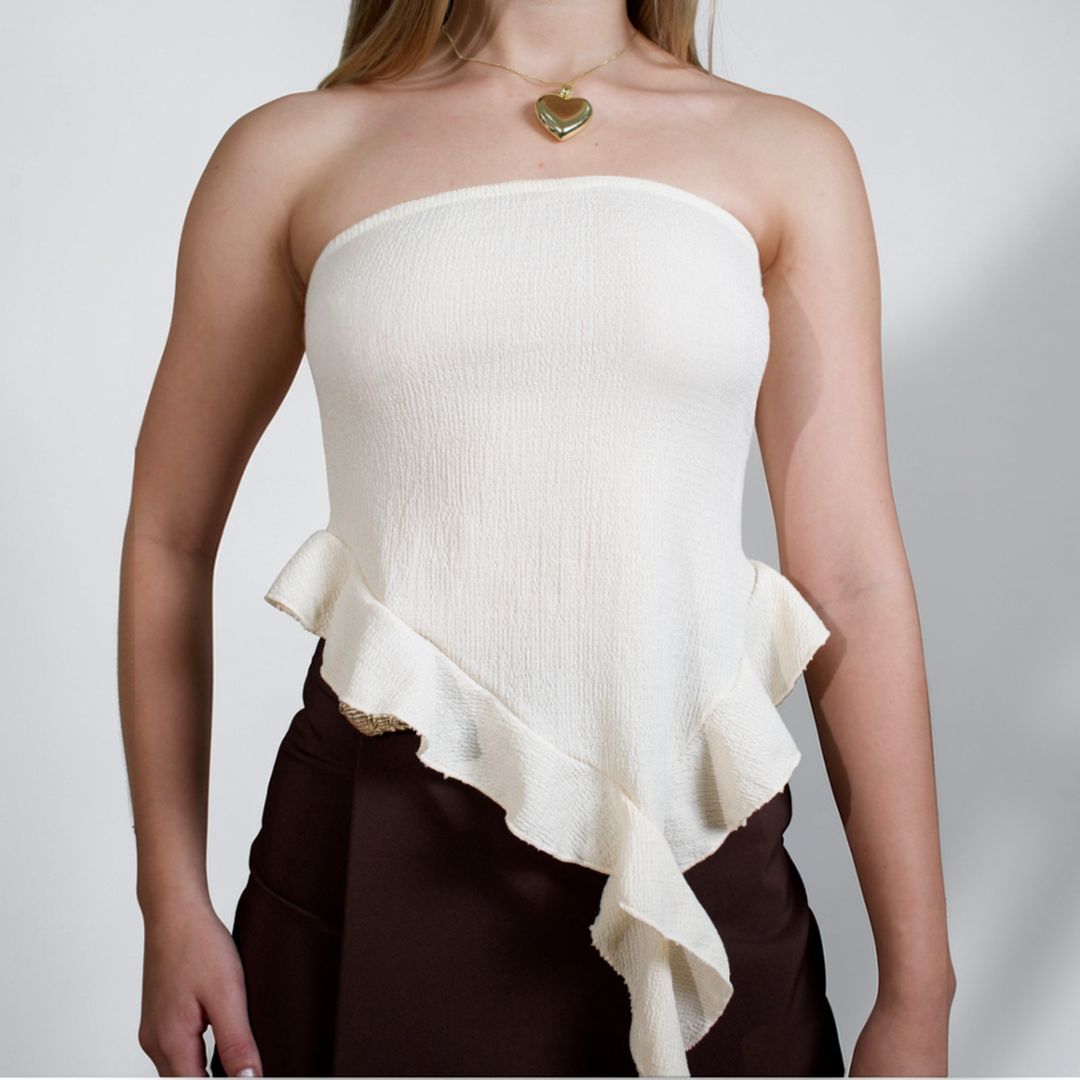 Blusa straple asimetrica