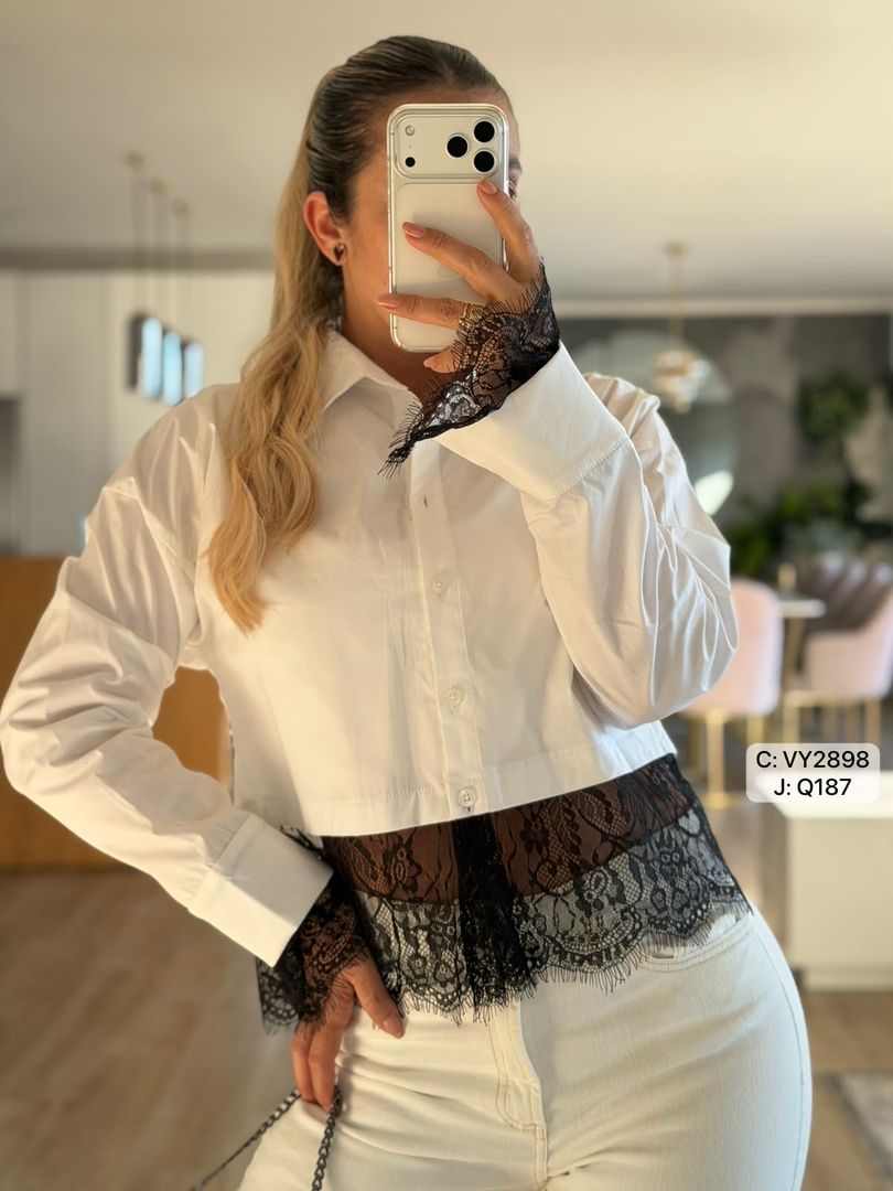 CAMISA CORTA CON CON ENCAJE VY2898