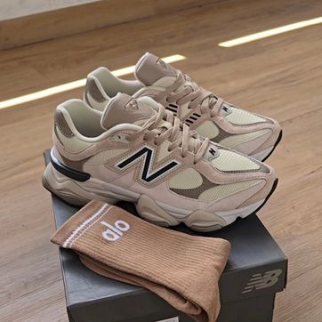 Imagen del producto New Balance 9060 ZZB