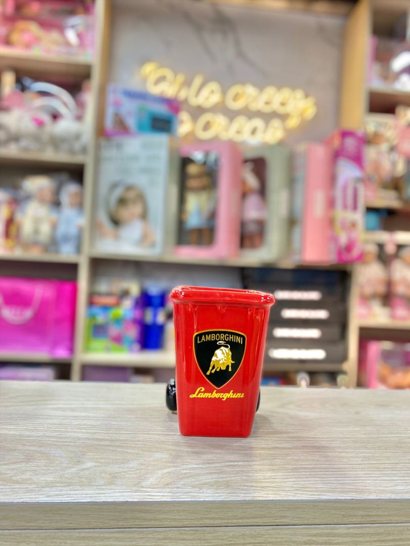 TAZA LAMBORGHINI CON RUEDAS 