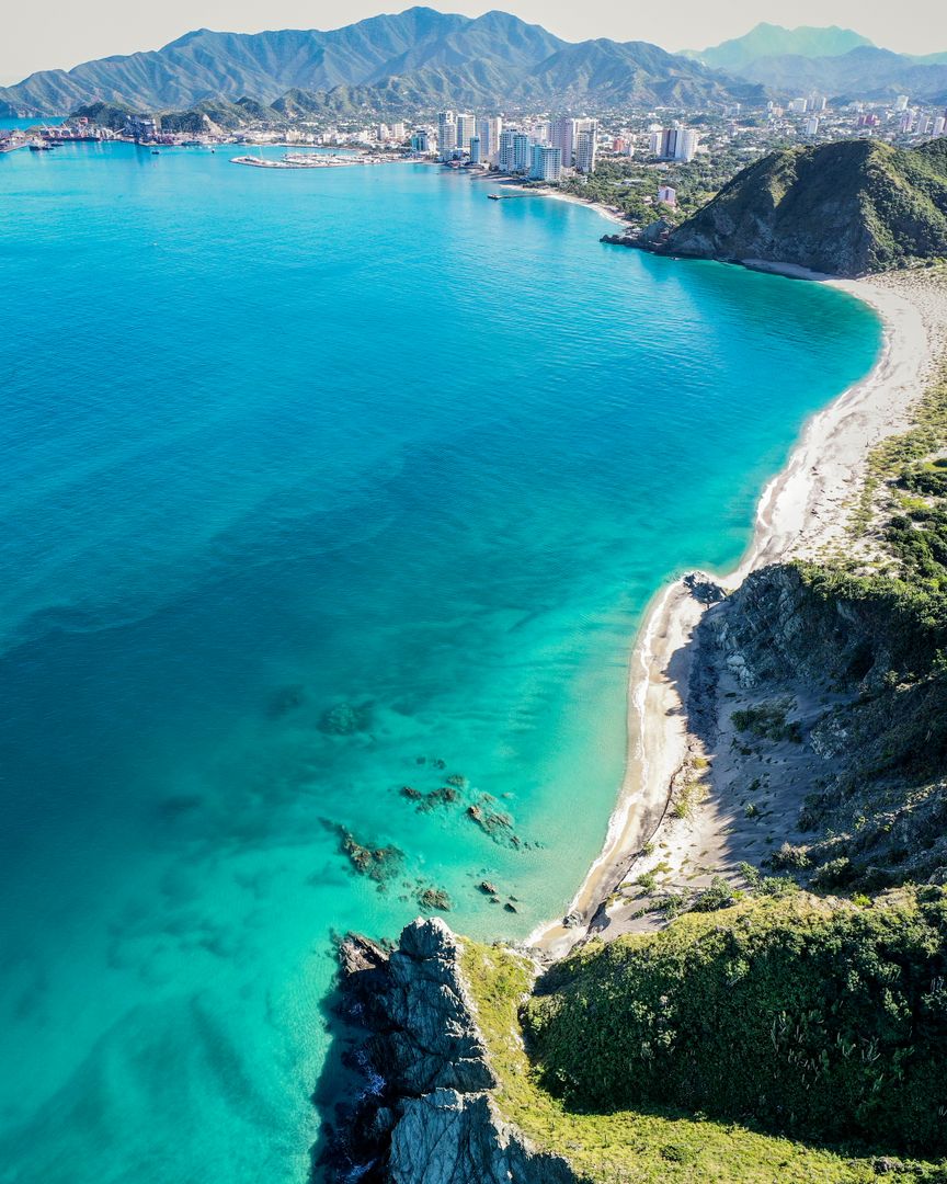 TOUR BAHÍAS DE SANTA MARTA + ACUARIO + KATAMARAN TAYRONA 