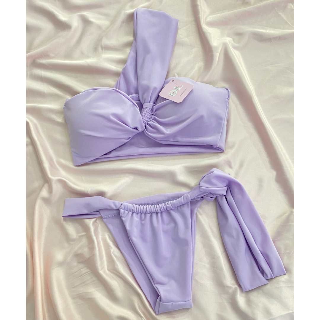 Referencia: Daniella