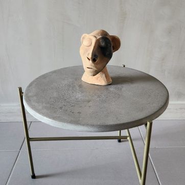 MESA EN CONCRETO - imagen 1