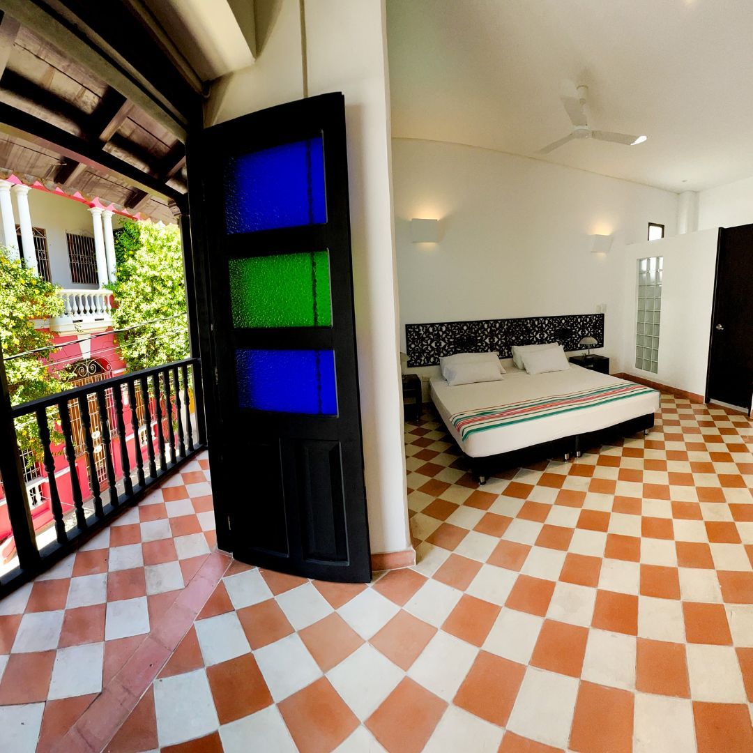 THE ORANGE HOUSE HOTEL