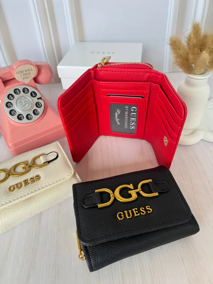 Billetera 1.1 guess 