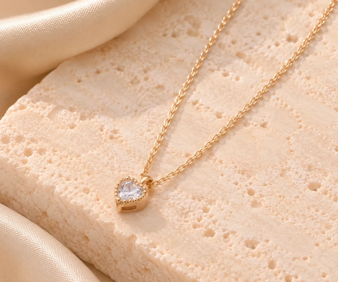 Gargantilla corazon cristal