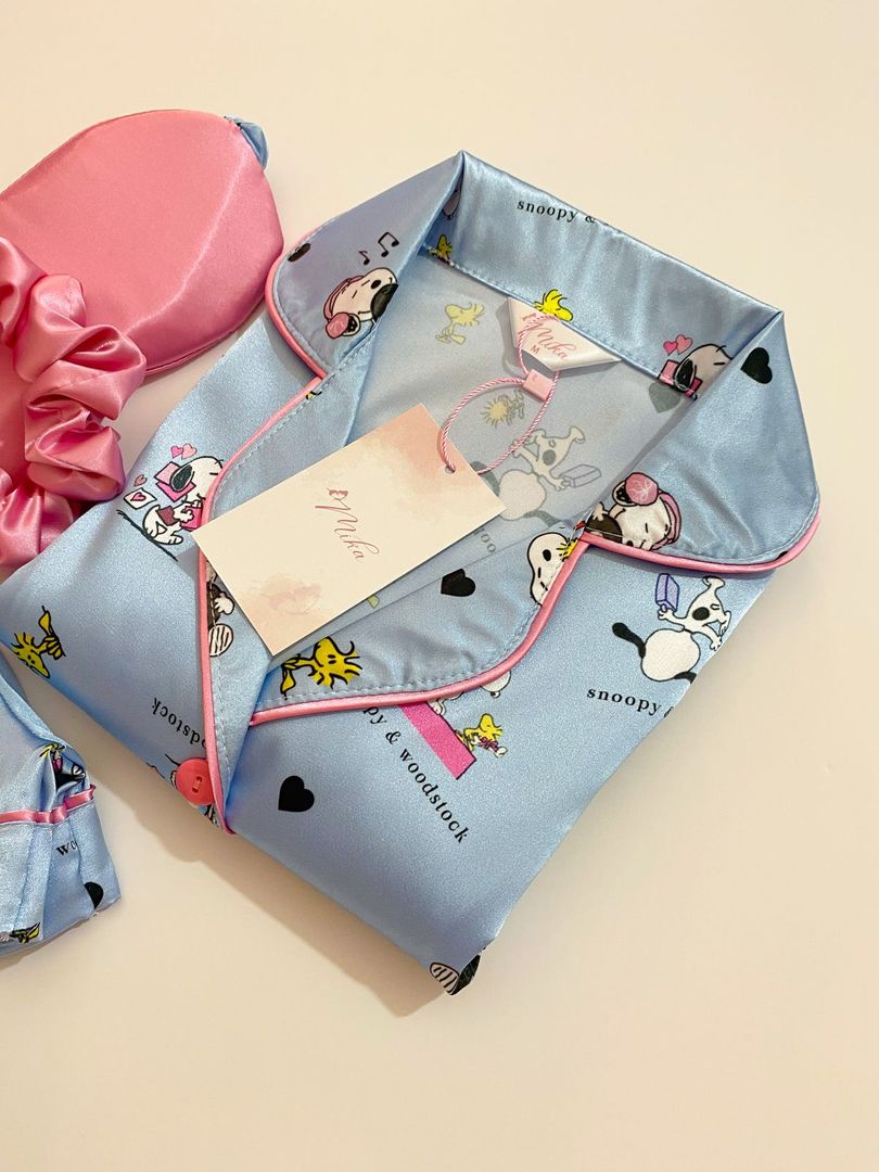 Set "Snoopy" / Seda 