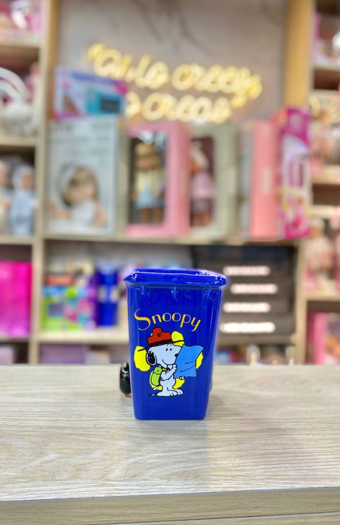 TAZA SNOOPY CON RUEDAS 