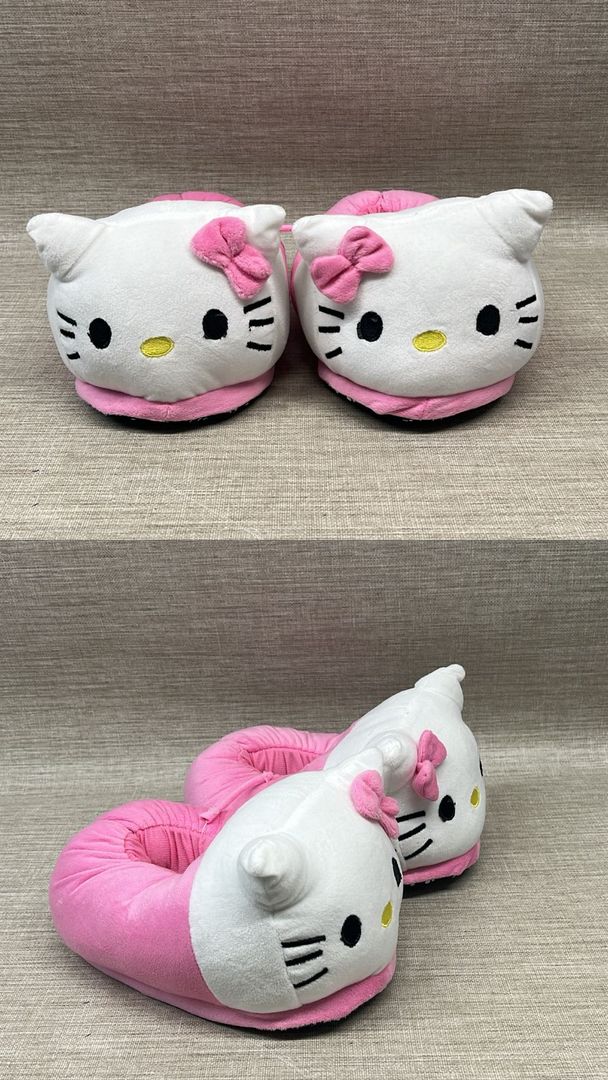 BABUCHA DE HELLO KITTY CON ROSA