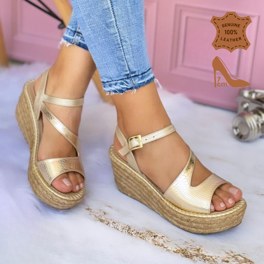 Sandalia en cuero 100%