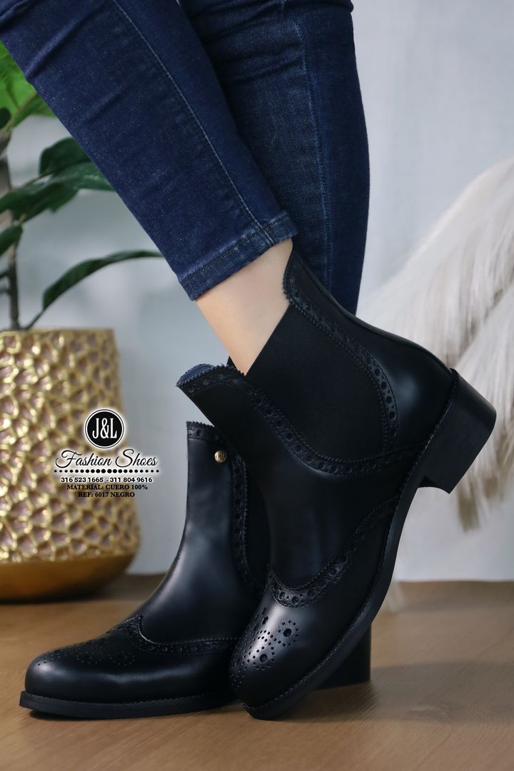 BOTINES