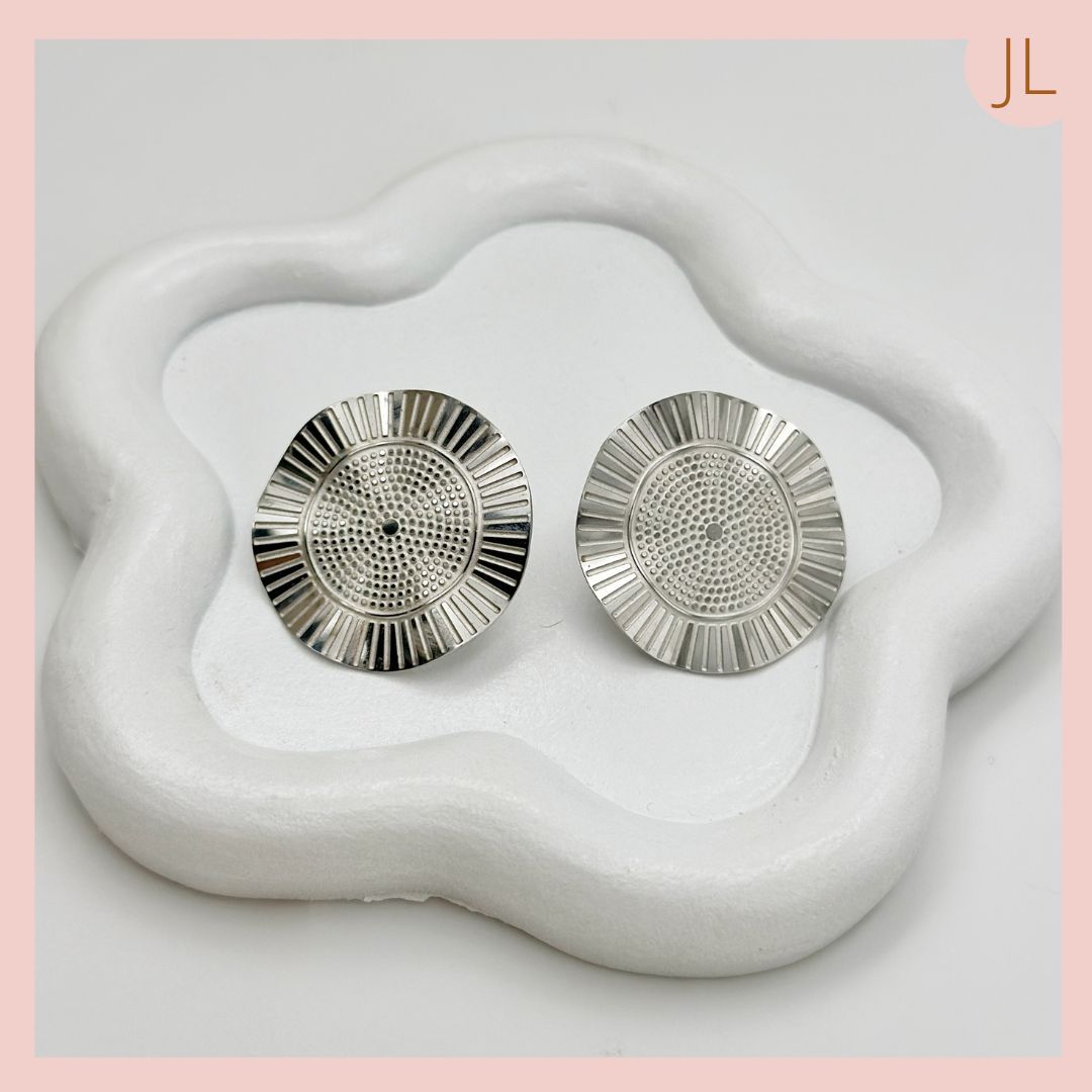 Aretes Circulo Martillado Puntos 