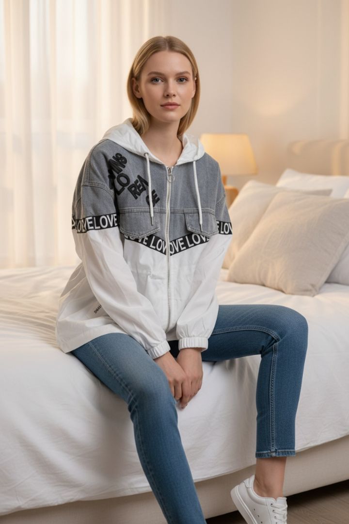 CHAQUETA LOVE CON DENIM 