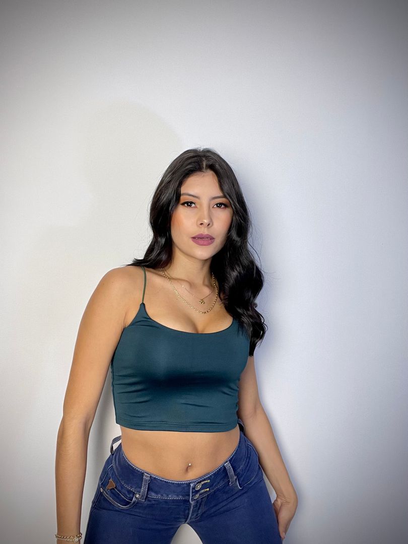 TOP TALIA