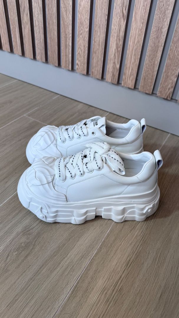 TENIS TIPO CONV TRAC