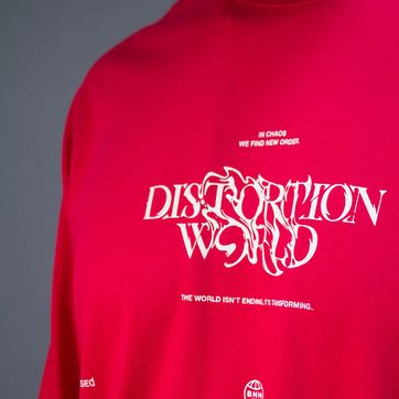 C. OVER EST DISTORTION WORLD - imagen 4
