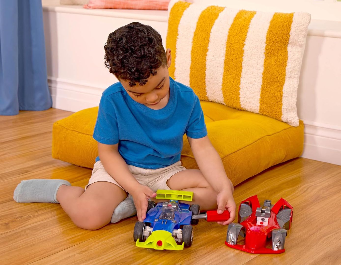 Carro Control Remoto Armable BATTAT