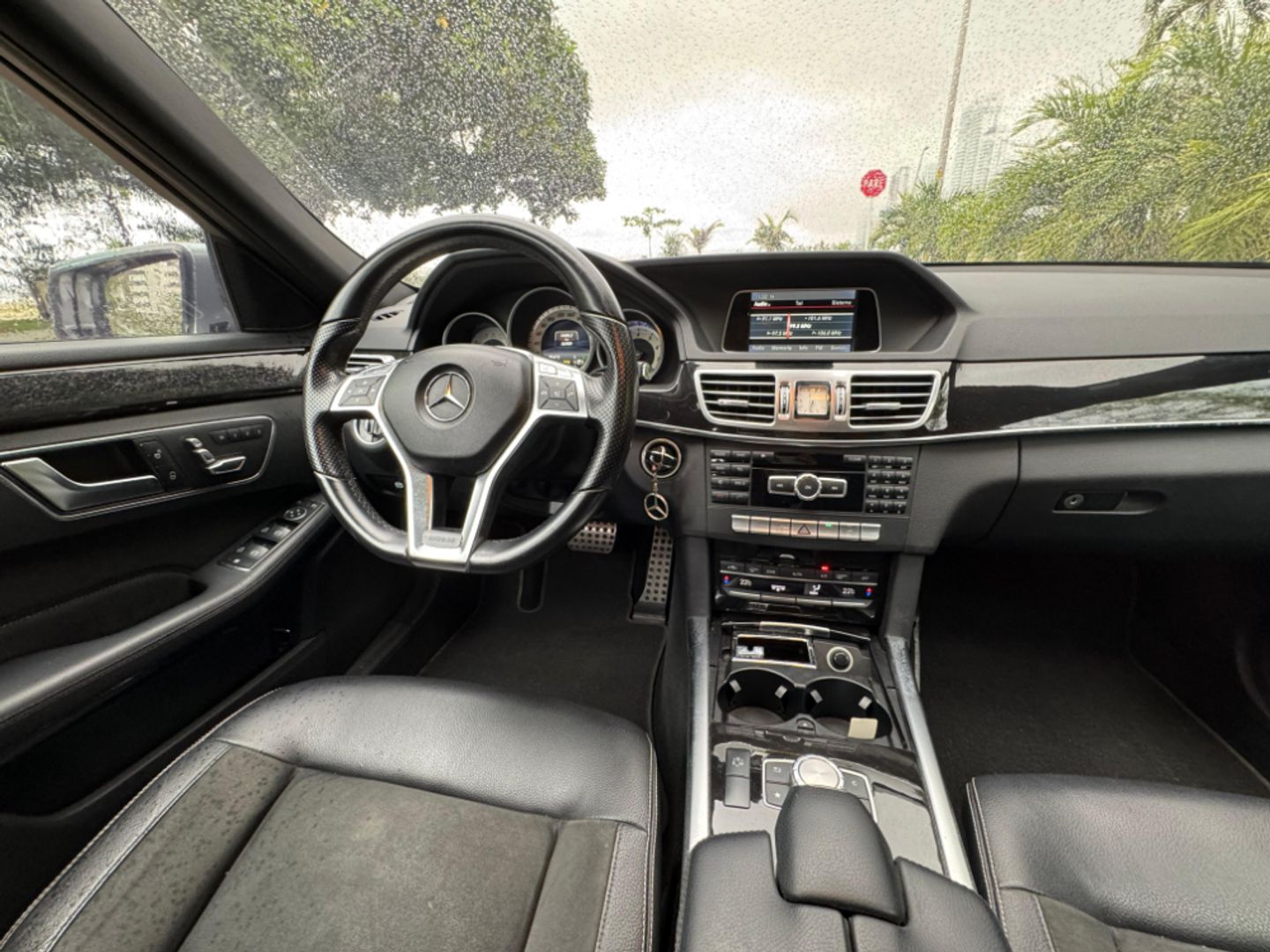 MERCEDES BENZ E250 2.0L TURBO 2014 AMG