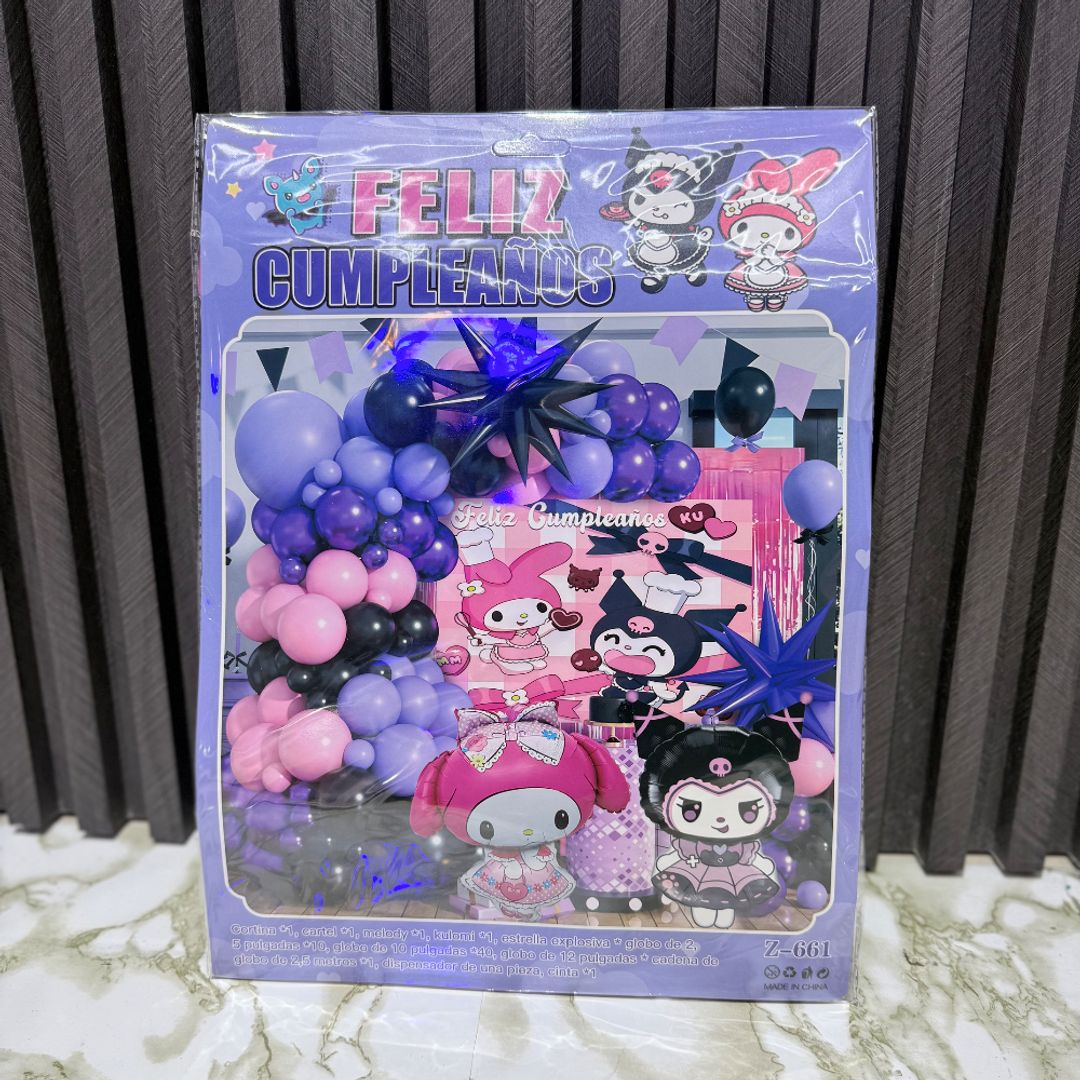 ARCO DE GLOBOS CINAMONROL INCLUYE FONDO 