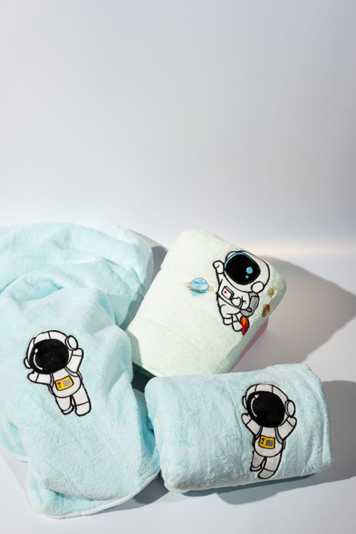 TOALLA ASTRONAUTA