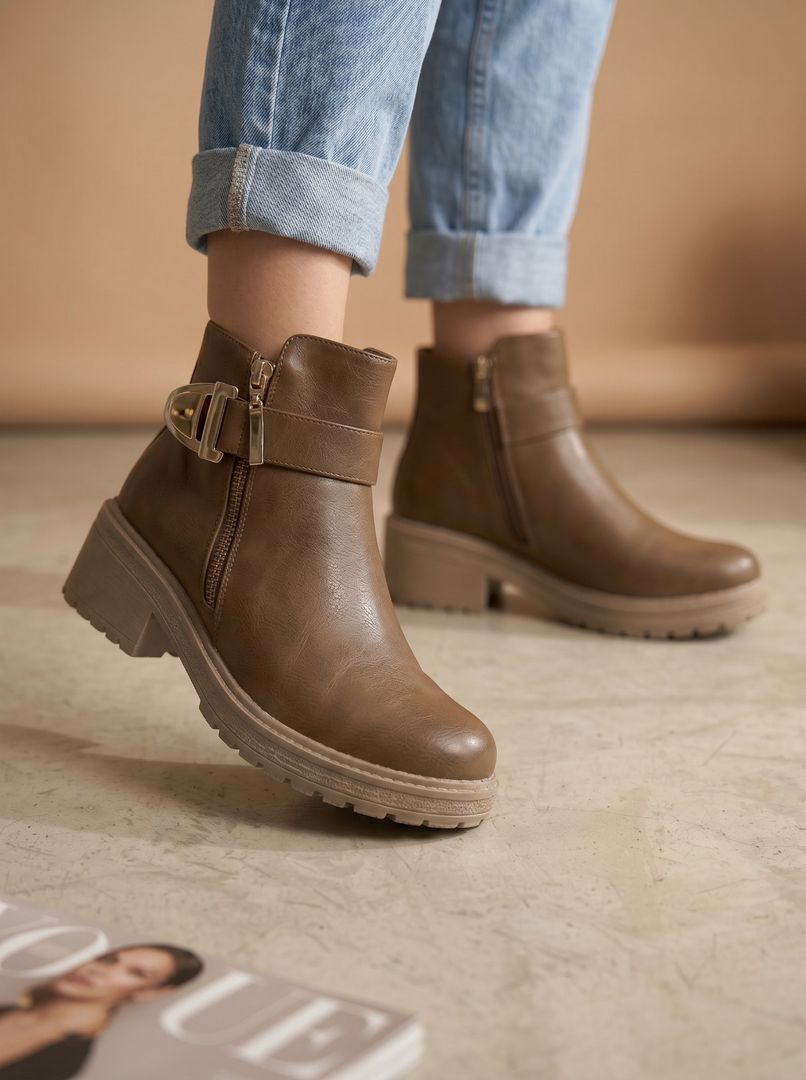 BOTIN DAMA