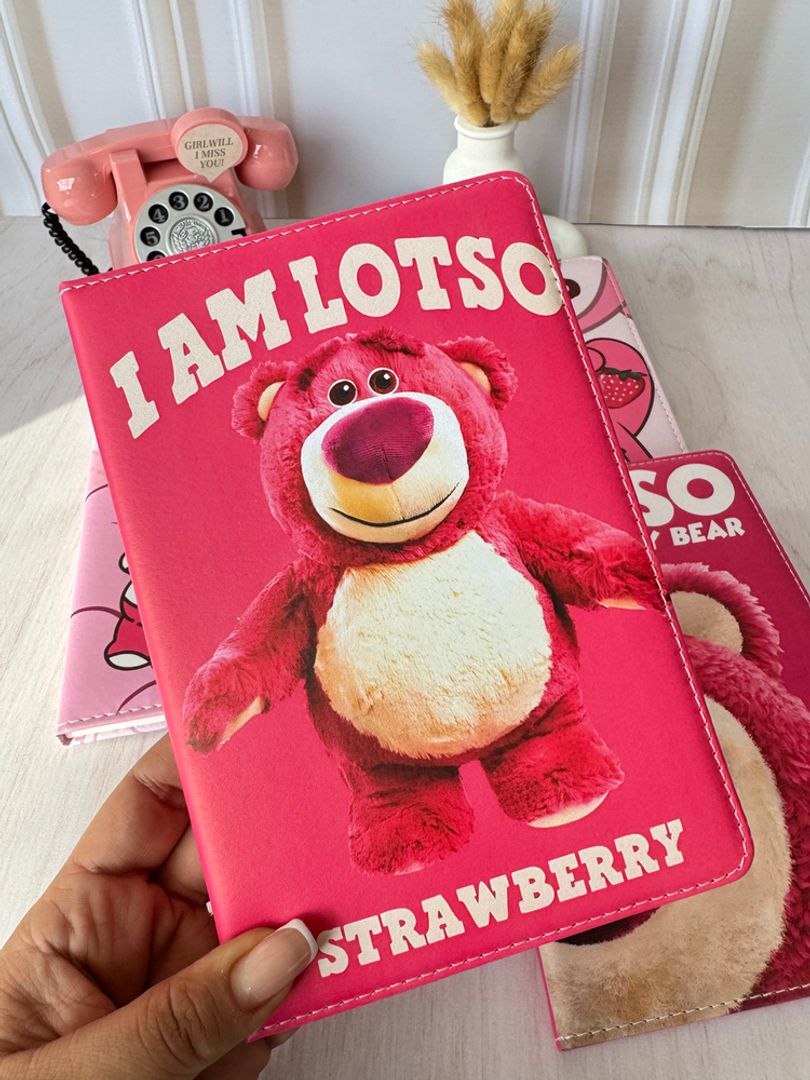 Cuadernos rayados lotso 