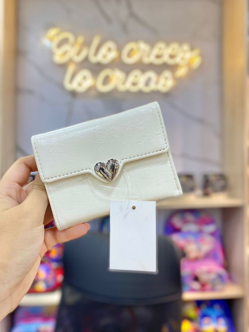 BILLETERA SINTÉTICA CORAZÓN 