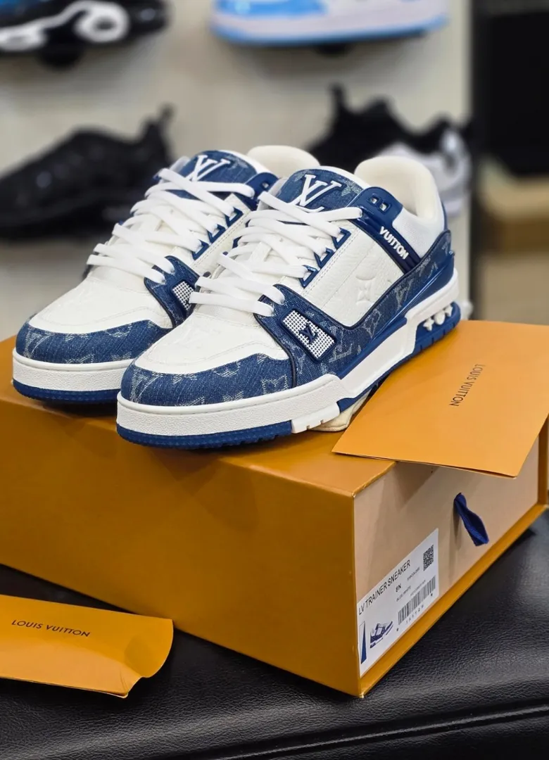 Louis Vuitton Trainer Blue
