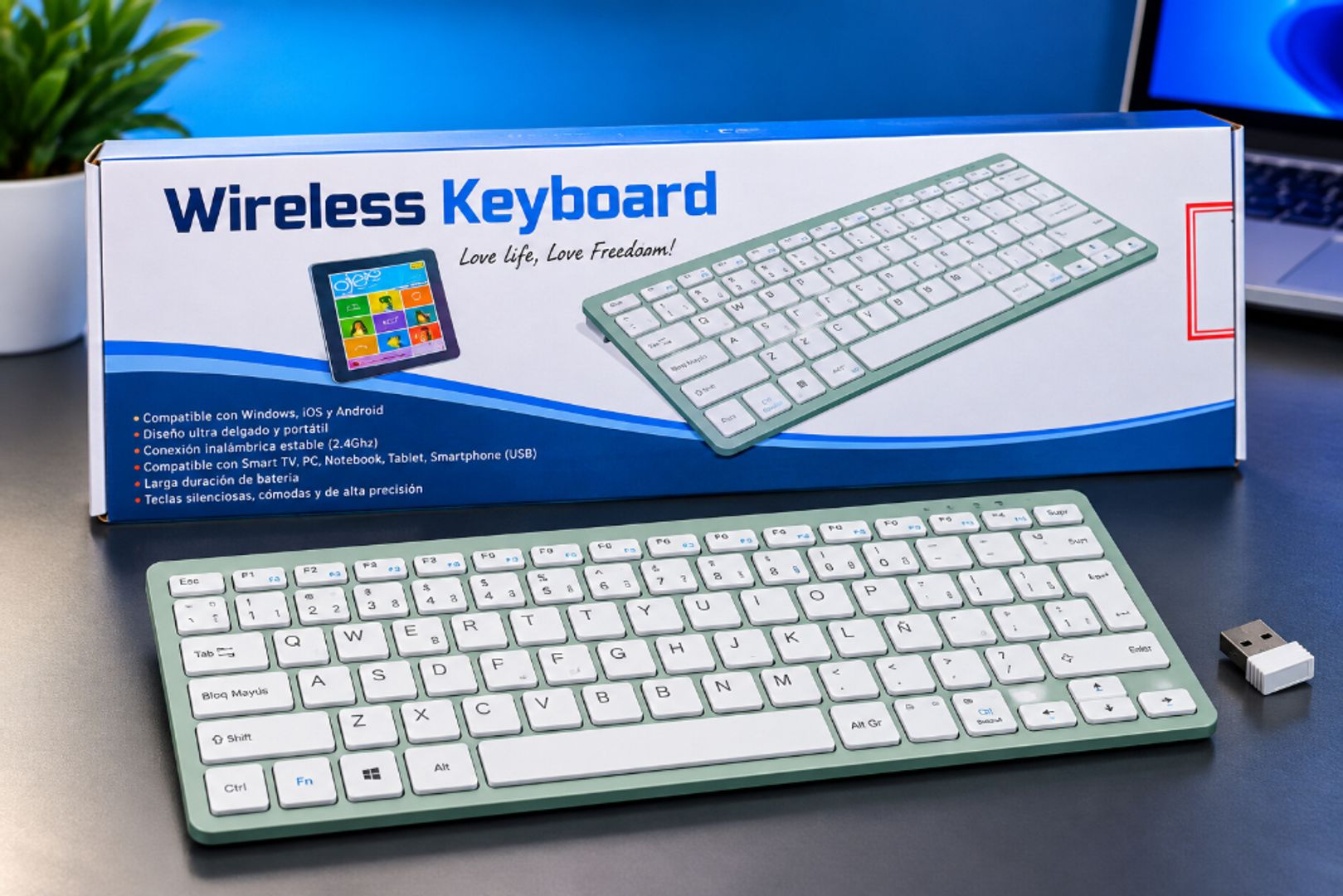 Teclado Inalámbrico Blanco con Verde – Wireless Keyboard