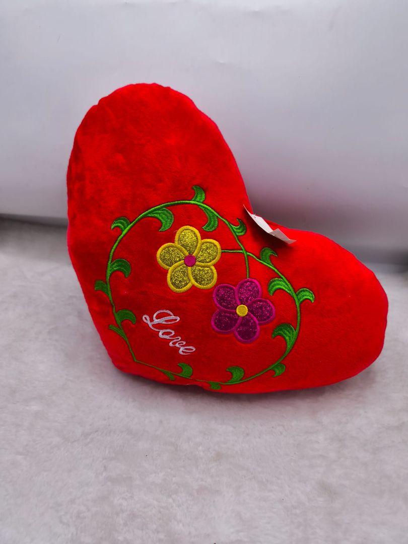 COJIN CORAZON CON LUZ 