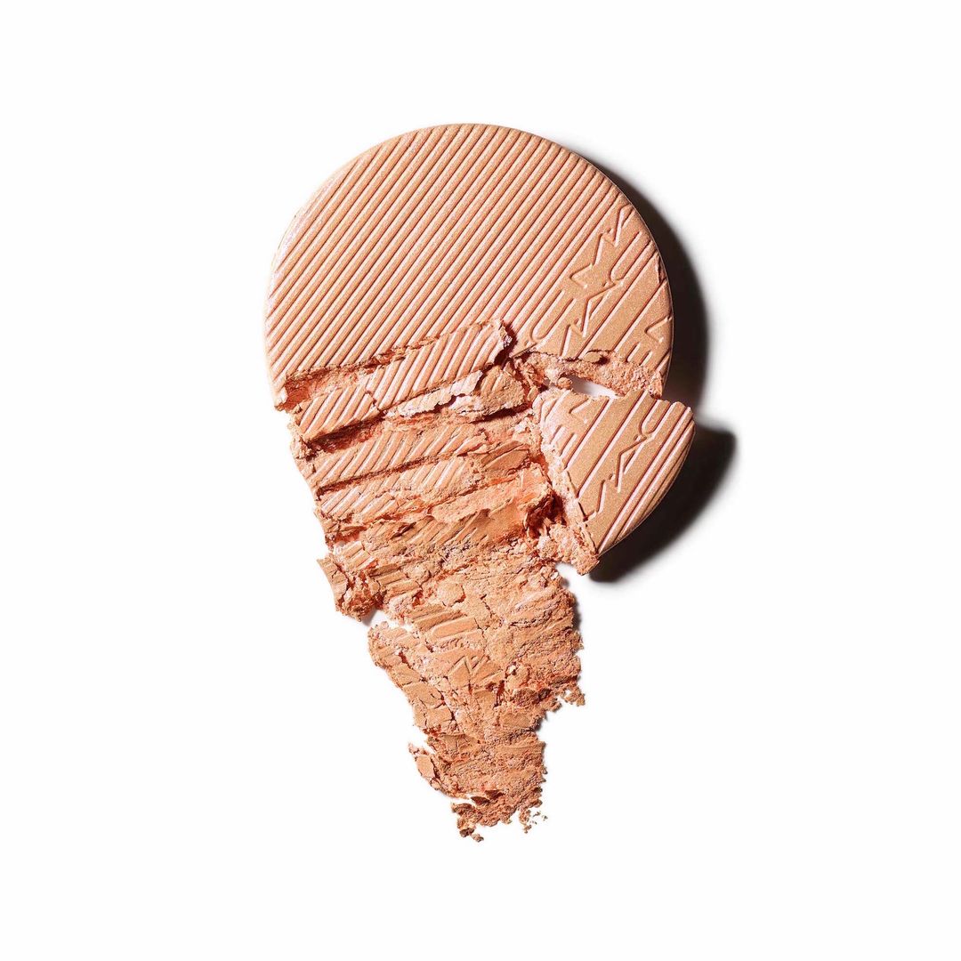 Polvo Iluminador Extra Dimension Skinfinish - Show Gold 