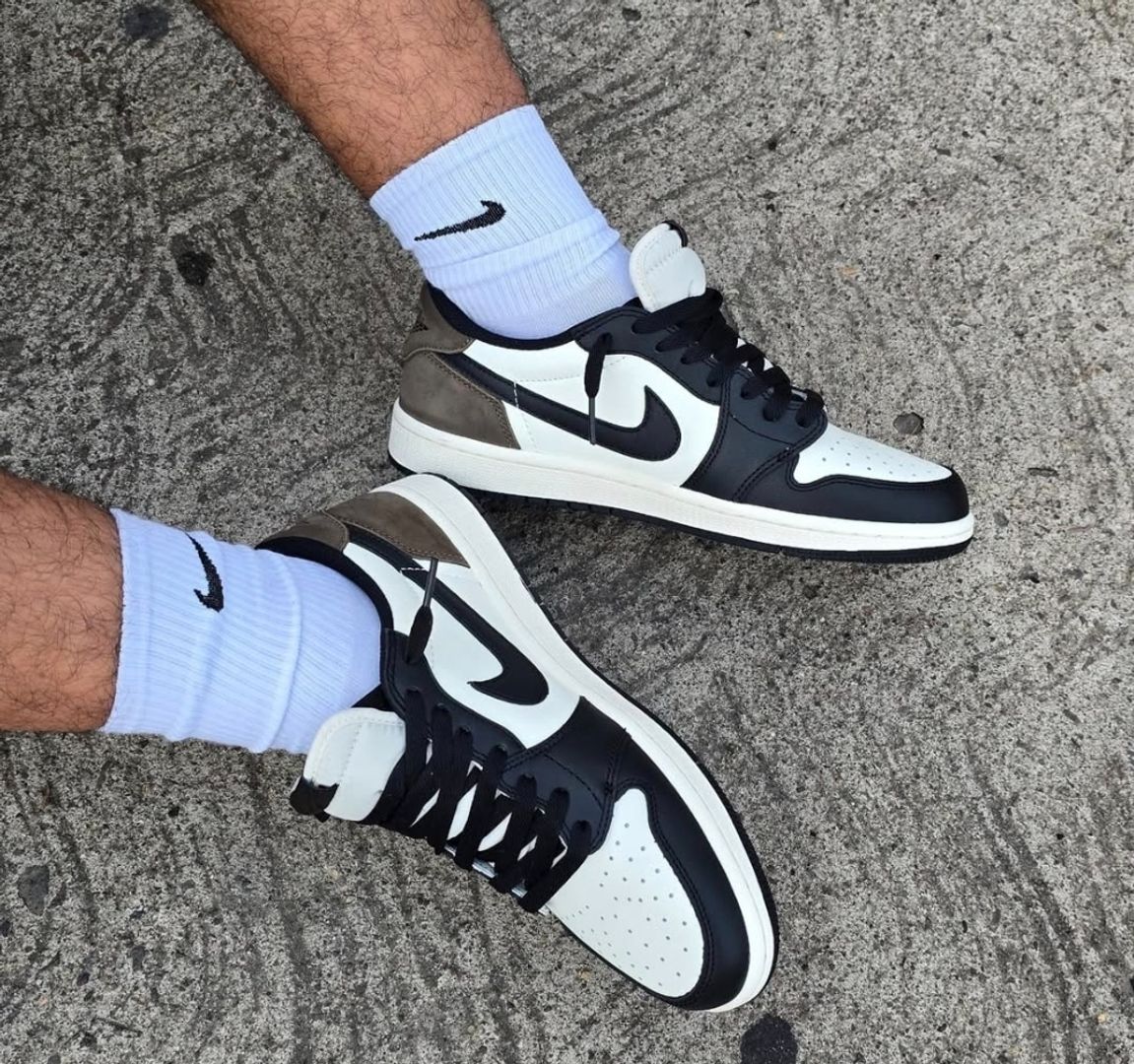 Nike Mocca Low 