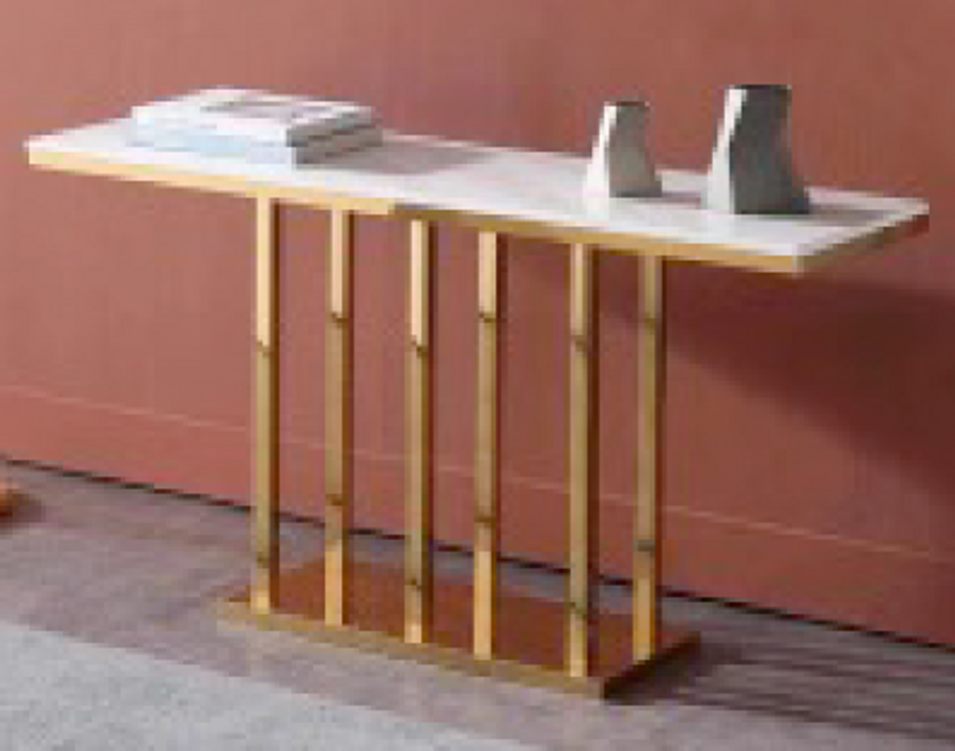 Consola en acero dorado con marmol.