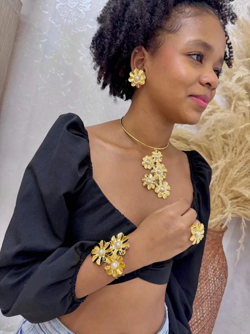 CHOKER FLOR PERLA - ITIEL