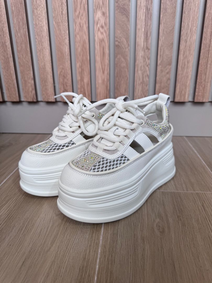 TENIS AURO PLATAFORMA 