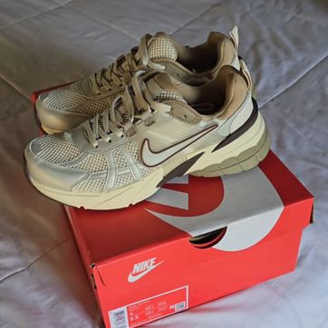 Nike V2k Coffe - imagen 1