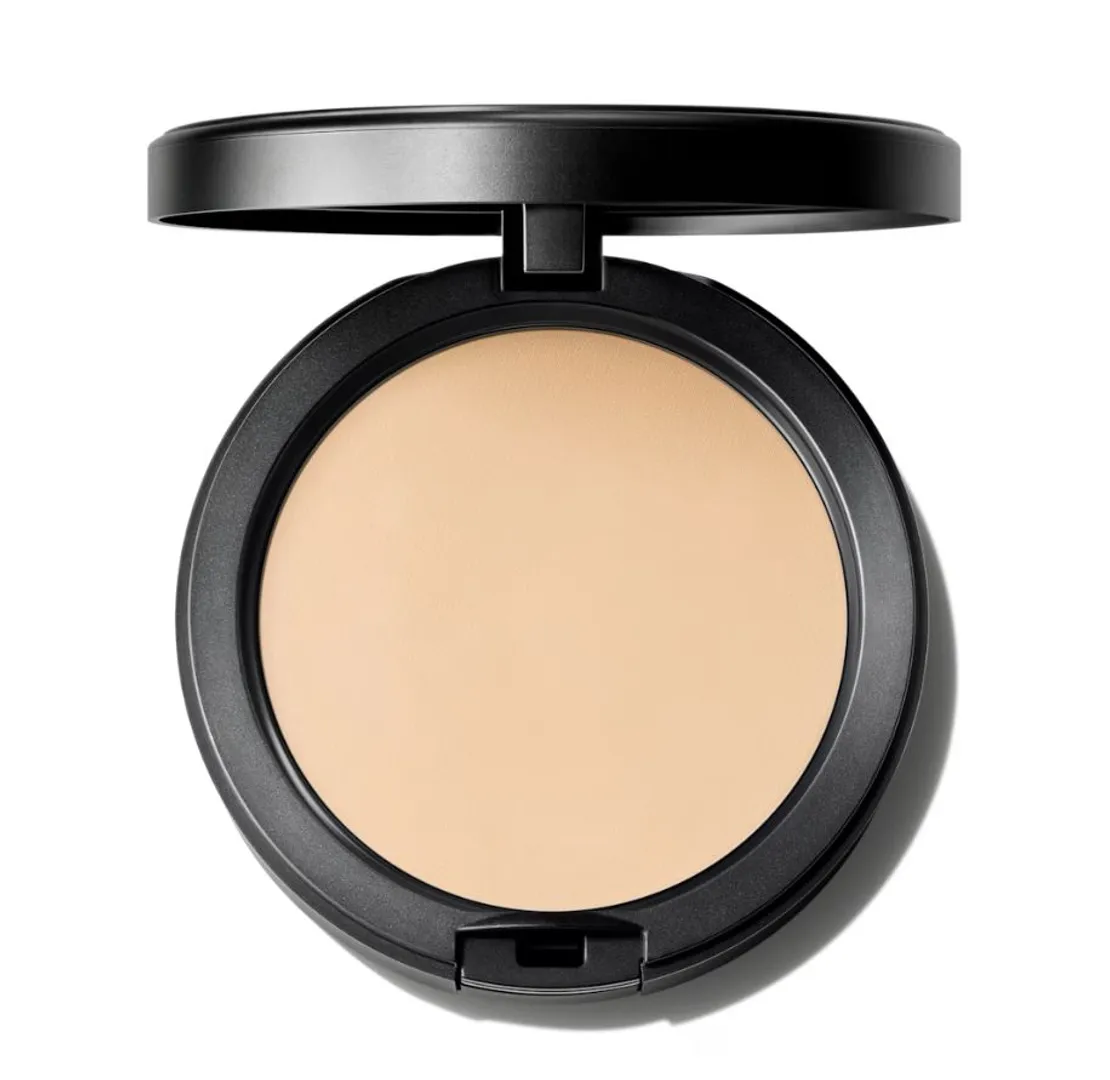 MAC STUDIO FIX POWDER PLUS FOUNDATION