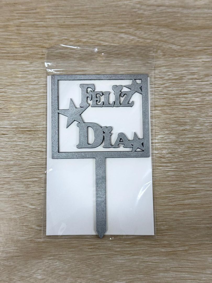 000 TOPPER PEQUEÑO "FELIZ DÌA"