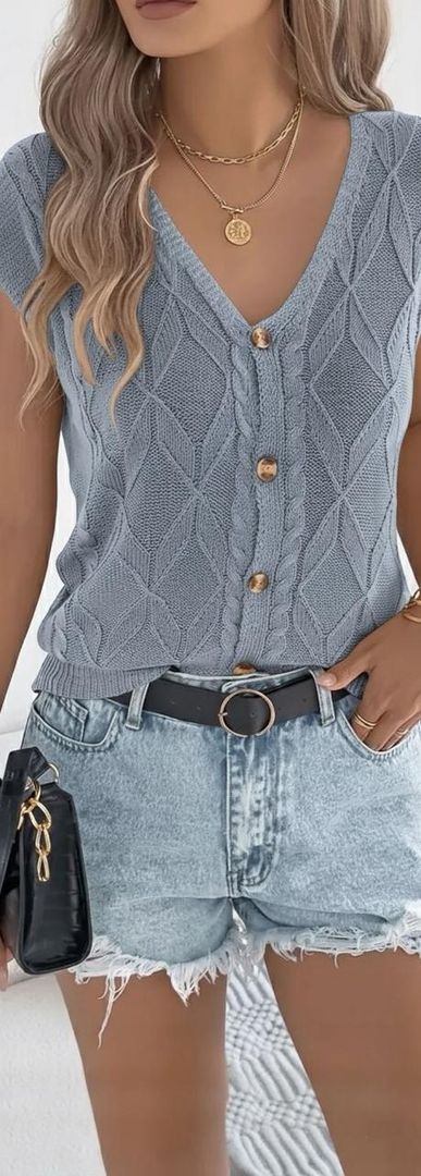 CHALECO EN HILO BOTONES