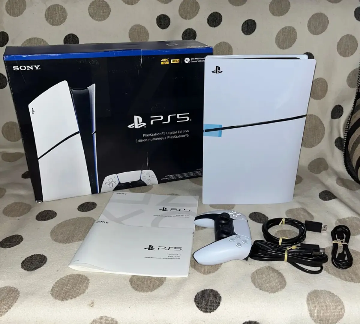 CONSOLA PS5 DIGITAL 1 TERA + 1