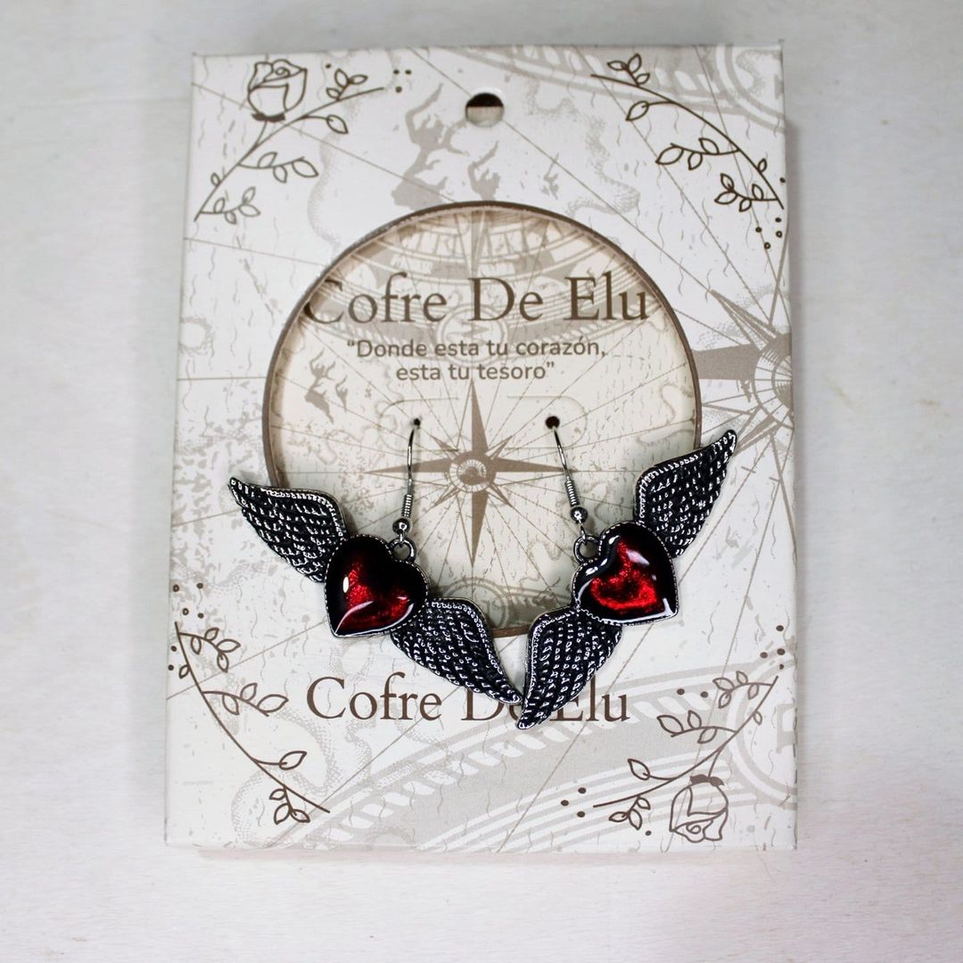 ARETES CORAZON ALAS