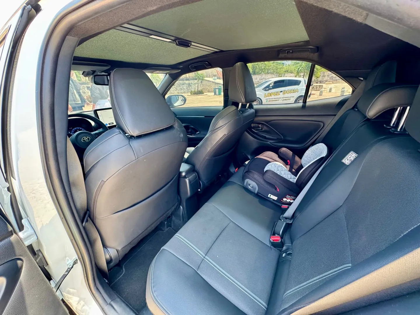 TOYOTA YARIS CROSS HYBRID 2026