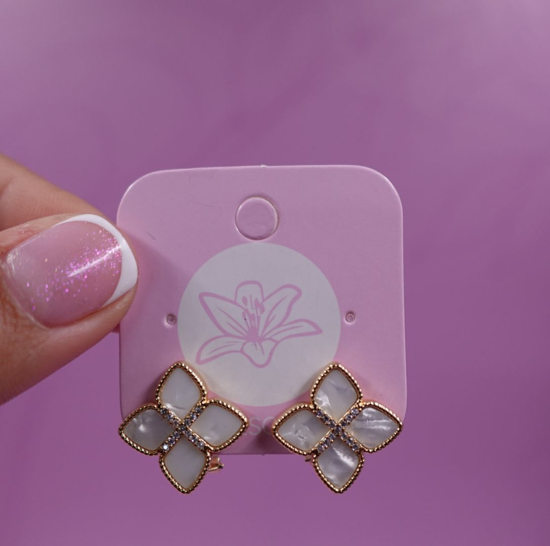 ARETA 4 LADOS PERLA BLANCA