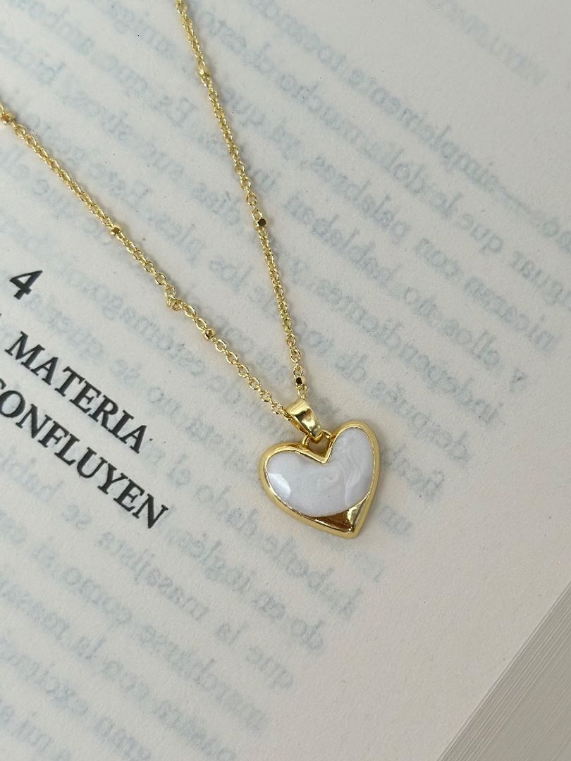 Cadena corazón nácar 